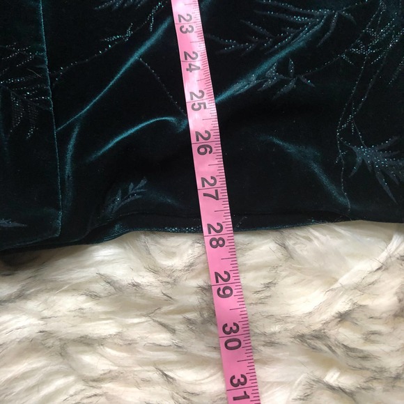 Vintage R&M Richards Petite Dark Green Long Sleeve Velour Holiday Cardigan - Picture 8 of 13